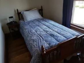 Mycket bra erbjudande! hela huset!Mitt i stan 2 Mi. till Bonaventure1. 5 timmar Niagara Falls - Image 5