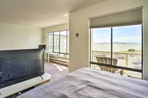 San Francisco Area Studio w/ Bay Views! - Image 5