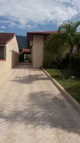 CASA COM PISCINA E AR CONDICIONADO CONDOMÍNIO MORADA DA PRAIA - Image 4