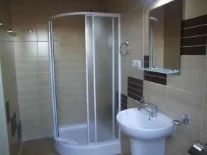 Warneńczyka 85A bezpłatny parking, faktura, prywatna łazienka, klimatyzacja - Image 2