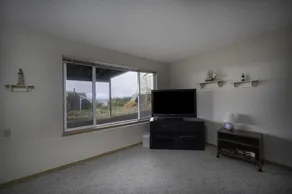 Erleben Sie Oceanside, Oregon von diesem Haus thront hoch über den Wellen! - Image 2