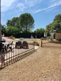 Les Cigales Grospierres, laurel studio near Vallon pont d'Arc shared pool - Image 5