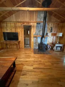 Beautiful 2 BR Lakefront Cabin on Long Lake, Harrison Mi - Image 3