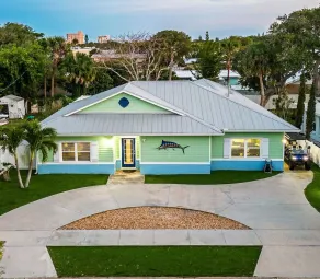 2800 sq ft 4 Bed 4 Bath Beachside Home mit beheiztem Pool / Spa, Pool Tbl & Golf Cart - Image 4