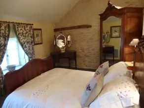 Chez Hall, La Petite Maison 17th c charmimg Cottage, Meursault landsby, 2 sovepladser - Image 3