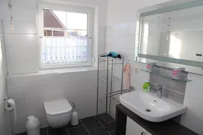 Ferienhaus mit Traumhaftem Seeblick - Image 3