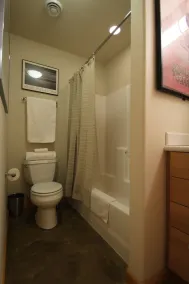 Cozy Studio apartment with a Courtyard - Image 2