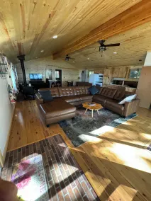 Lake Front North Shore Cottage. - Image 4