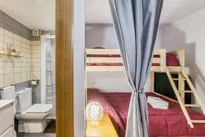Apartment \"Karina 17\" with Sea View, A/C, Wi-Fi & Parking - Image 5