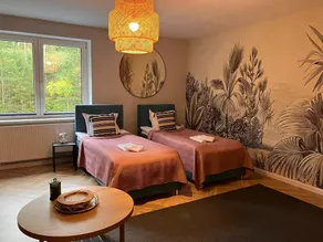 Very large apartment with private sauna - Image 2