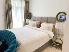 Splendid Apartments at Embassy Gardens - Image 4