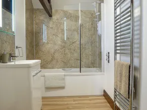 4 bedroom accommodation in Bradworthy, near Hartland - Image 3
