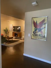 Well Appointed fully furnished 2BR, 2Bath, 1st floor, Guard-Gated, Biltmore area - Image 3