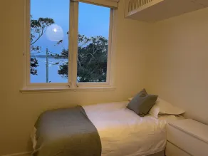 Beachfront Balmoral bliss designer NEWLY renovated apartment - Image 5