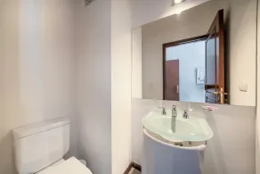 BRIGHT AND COMFORTABLE LOFT - Image 3