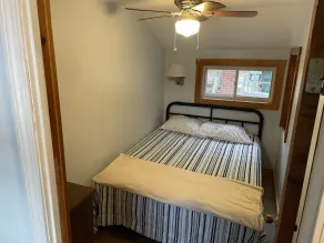 Year-Round Lakeside Retreat - Image 2