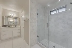 Spacious and Modern Home with Private Pool - Image 3