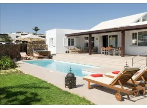 Contemporary Puerto del Carmen Villa | 3 Bedrooms | Casa Janubio Dos | AC - Image 5