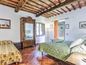 Federico farmhouse with swimming pool and jacuzzi, panoramic position in Chianti - Image 4
