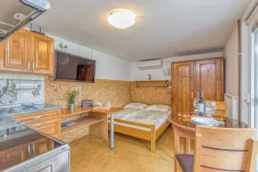 River View Suite Mlinar Private Beach - Happy Rentals - Image 4