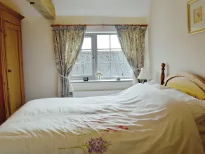 2 bedroom accommodation in Westborough, near Newark - Image 3