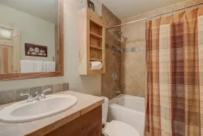 6546 Settlers Creek Townhomes 2 Bedroom Townhouse by RedAwning - Image 3