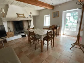 Bastide Provençale facing the Grand Luberon - Image 4