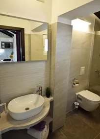 Kuzma Rooms and Apartments - Image 4