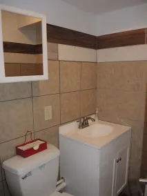 Bateman Cottage - New construction, under 10 min to Dreams Park, game room - Image 5