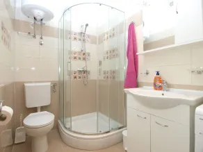 Apartment 1270/12195 (Istria - Stinjan), 1000m from the beach - Image 4