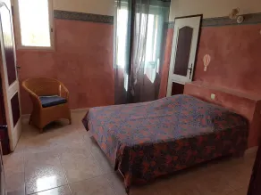 Seasonal rental of air-conditioned gîtes, swimming pool - Image 3