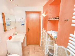 Pleasant Apartment in Ruhpolding with Swimming Pool - Image 2
