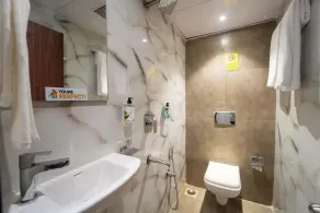 Hotel Baverly By Glitz Hotels  - Image 5