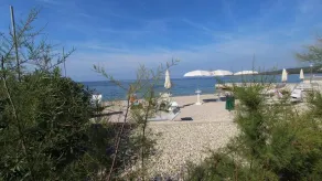 Low-cost apartment Marijan 6 with sea view in Malinska - Image 4