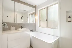 Oasis Lennox Head unit - Image 2
