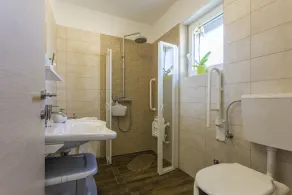Countryside Comfort Villa with Private Pool in Village Štokovci - Image 4