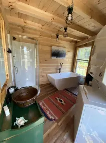 Magical Riverside Yurt, hot tub & the BRPW, pet friendly near Floyd, Va - Image 4