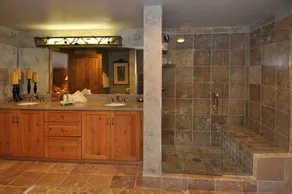 Stunning penthouse with 3,600 sq, ft, of luxury - Image 2