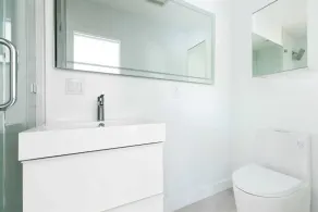 Avalon II by AvantStay Chic Stylish San Diego Condo w Vibrant Interiors - Image 3