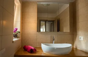 Penthouse with excellent sea views - Image 4