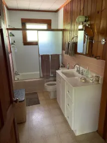 Fairystone Sasquatch Sanctuary Semi-Rustic Cabin ~Private~ near Fairystone Park - Image 3