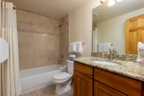 130 Meisel Drive 4 Bedroom Townhouse by RedAwning - Image 5