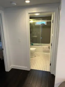 5 Star Accomodations - Less than a mile to Monument Beach - Image 2
