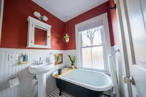 Magnificent 5BR/2BA Near Casinos - Image 3