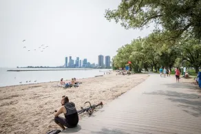 100 Steps to the beach! - Image 2