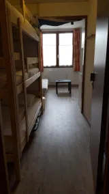 STUDIO 17m², 5 BEDS - Image 5