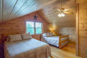 Southern Comfort Cabin- 8 Guests, 3 BR, 2.5 BA, Hot Tub, WiFi- Hocking Hills - Image 4