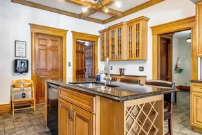 The Abundance Suite at Dream Estate Inn - Image 5