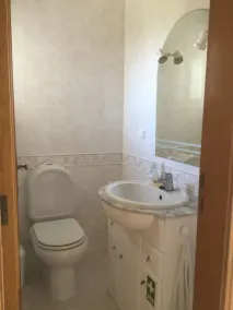 Lovely 2 Bedroom Apartment in Alvor with Shared Pool close to Town and Beach - Image 3