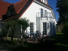Appartement lumineux et convivial situé au rez-de-chaussée avec terrasse et accès au jardin - Image 5